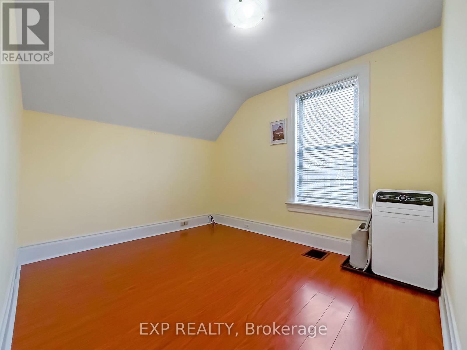 Upper - 283 Main Street N, Markham, Ontario  L3R 7S3 - Photo 4 - N12076970