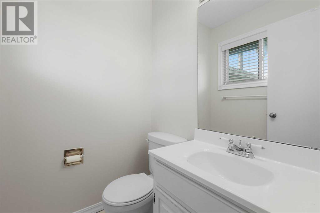 1067 Acadia Drive Se, Calgary, Alberta  T2J 0E4 - Photo 16 - A2208663