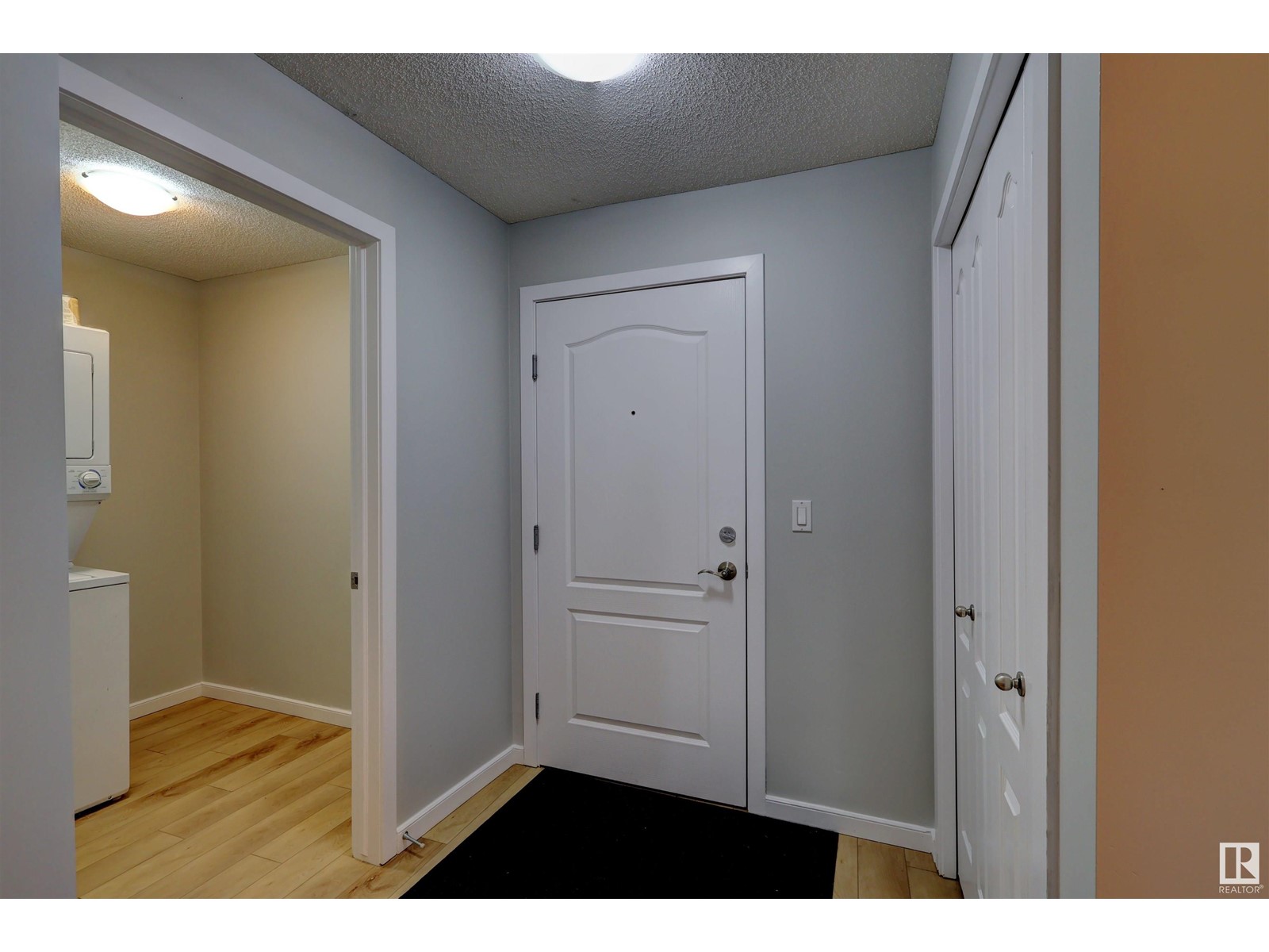 Property at #104 392 SILVER BERRY RD NW image 4