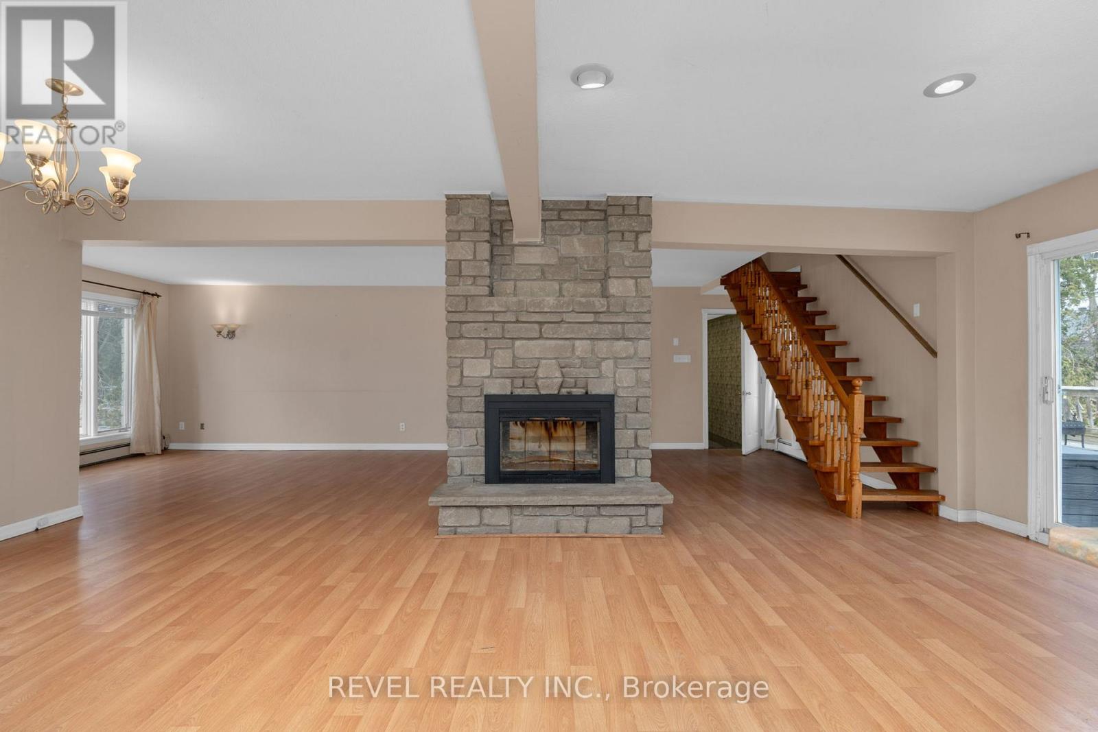 23 Greengables Drive, Oro-Medonte, Ontario  L0L 1T0 - Photo 10 - S12076871