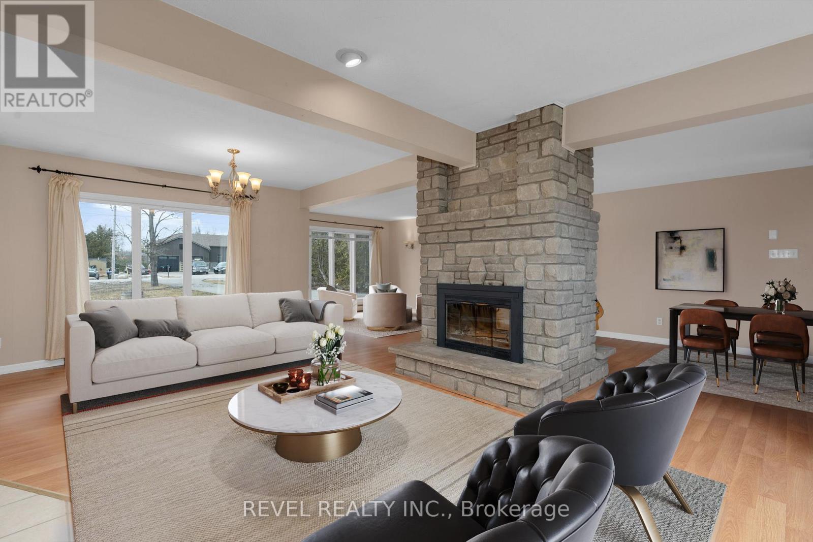 Property at 23 GREENGABLES DRIVE image 4
