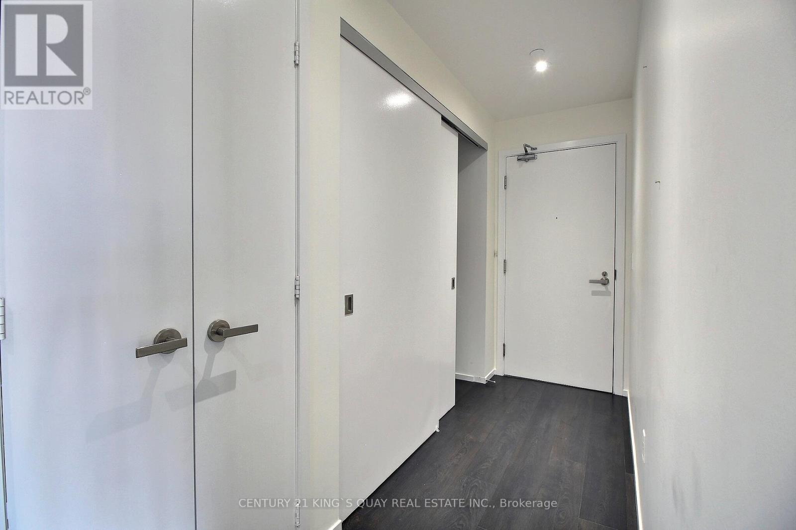 2005 - 159 Dundas Street E, Toronto, Ontario  M5B 0A9 - Photo 10 - C12075142