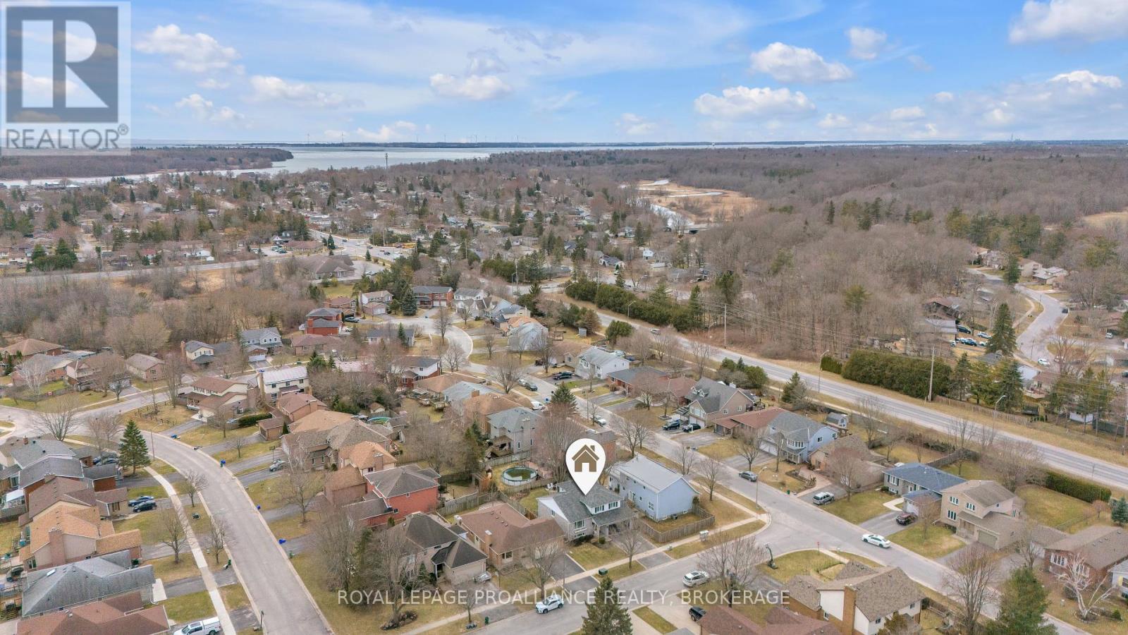 Property at 1005 RICK HANSEN CRESCENT image 4
