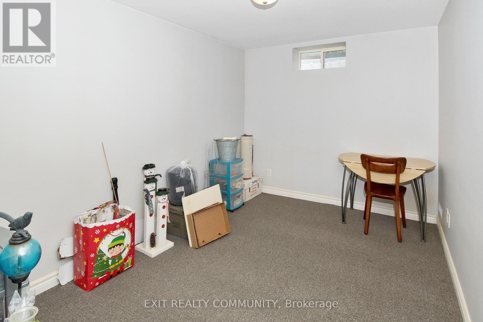Photo 24 of 33 for 6308 William Street