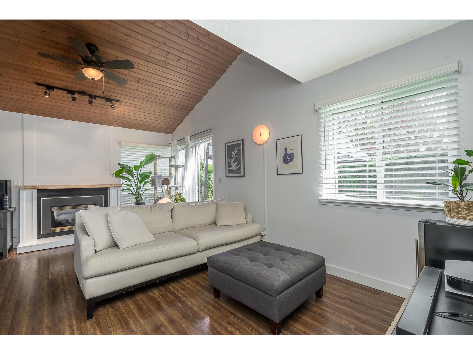 19212 Fairway Drive, Surrey, British Columbia  V3S 5M8 - Photo 10 - R2986285