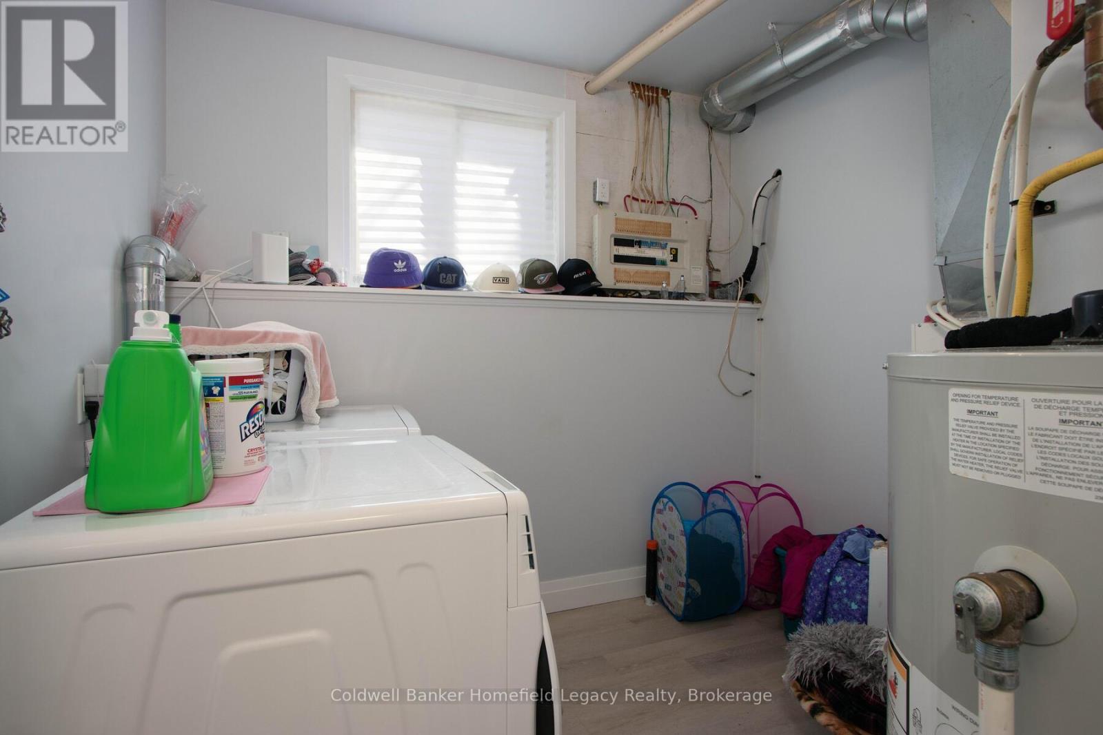 17 Laurier Street, Stratford, Ontario  N5A 4M2 - Photo 10 - X12077058