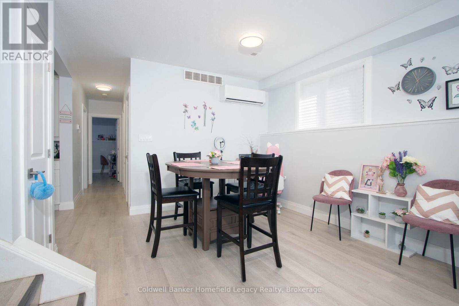 17 Laurier Street, Stratford, Ontario  N5A 4M2 - Photo 17 - X12077058