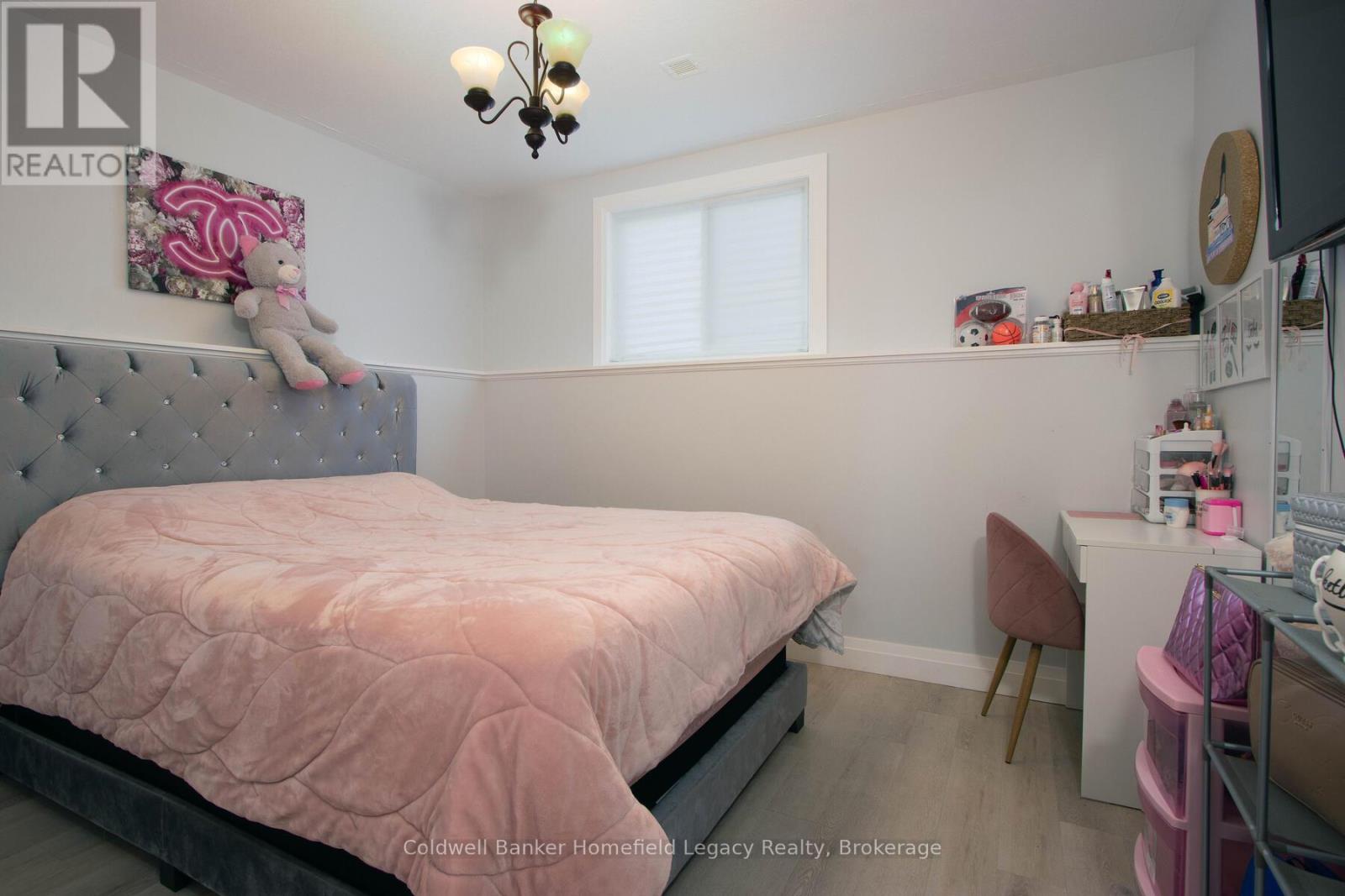 17 Laurier Street, Stratford, Ontario  N5A 4M2 - Photo 23 - X12077058