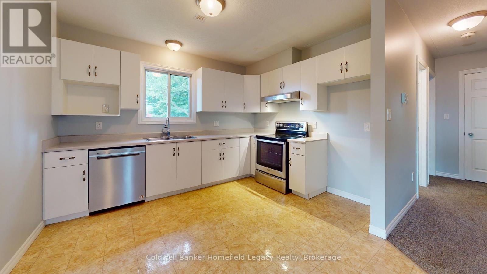 17 Laurier Street, Stratford, Ontario  N5A 4M2 - Photo 32 - X12077058