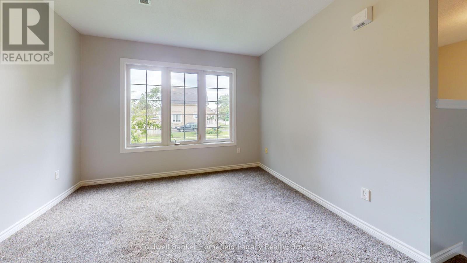 17 Laurier Street, Stratford, Ontario  N5A 4M2 - Photo 35 - X12077058
