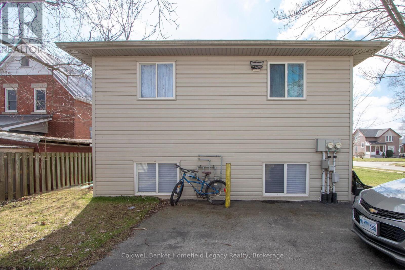 Property at 17 LAURIER STREET image 5