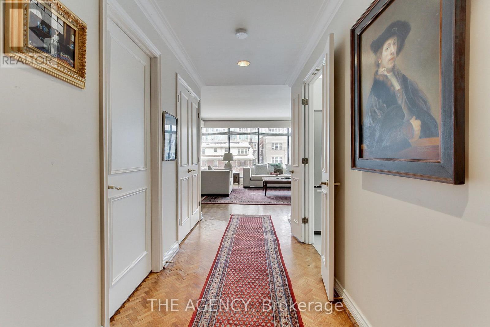 201 - 342 Spadina Road W, Toronto, Ontario  M5P 2V4 - Photo 17 - C12077014