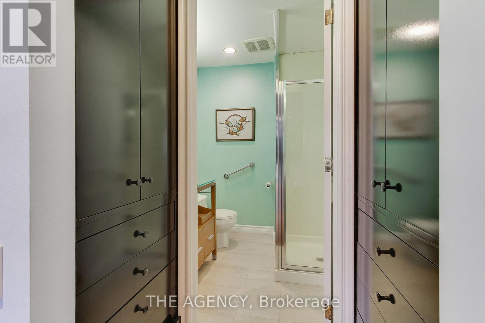 201 - 342 Spadina Road W, Toronto, Ontario  M5P 2V4 - Photo 31 - C12077014