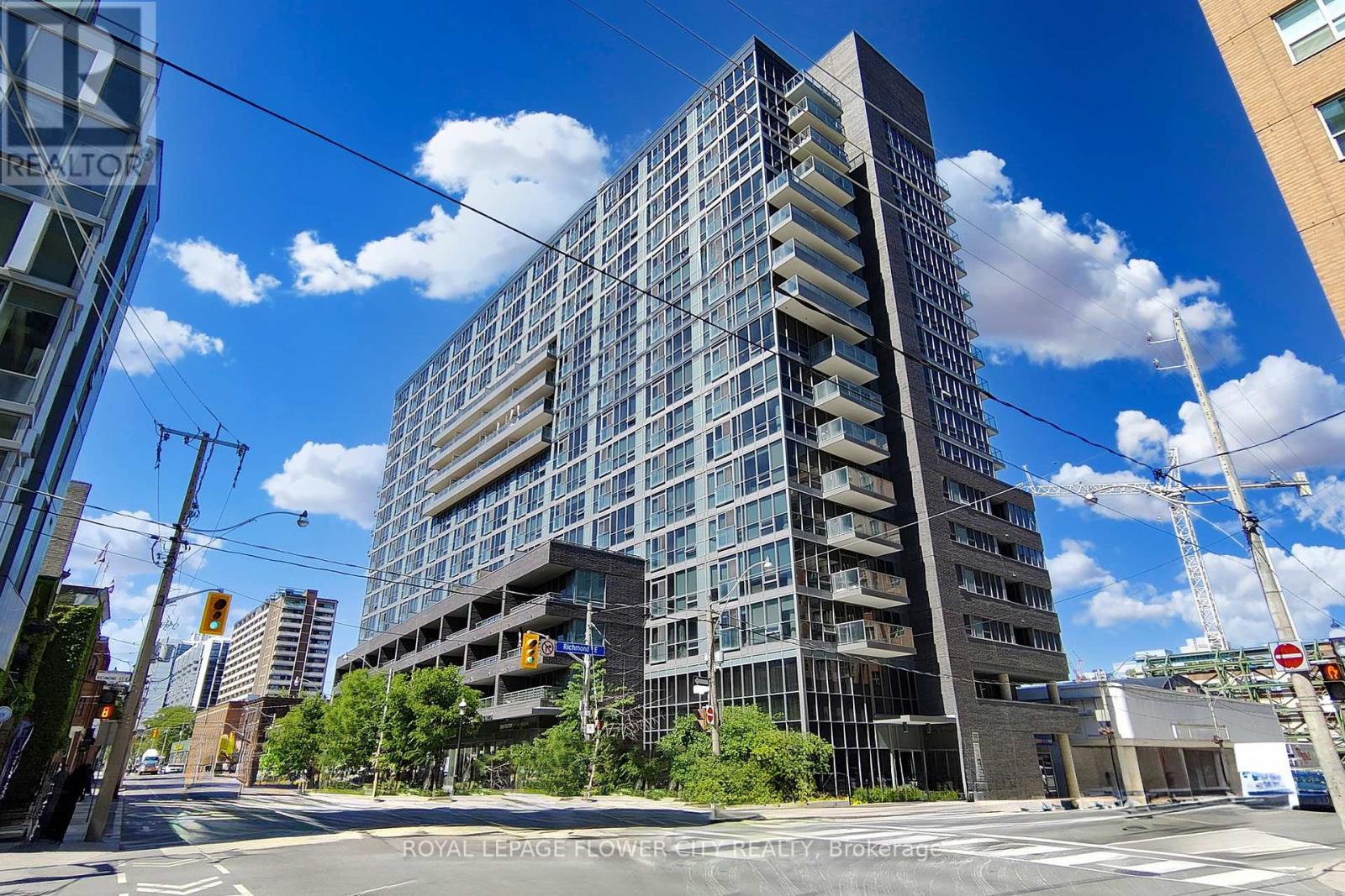 104 - 320 Richmond Street, Toronto, Ontario  M5A 1P9 - Photo 1 - C12077075