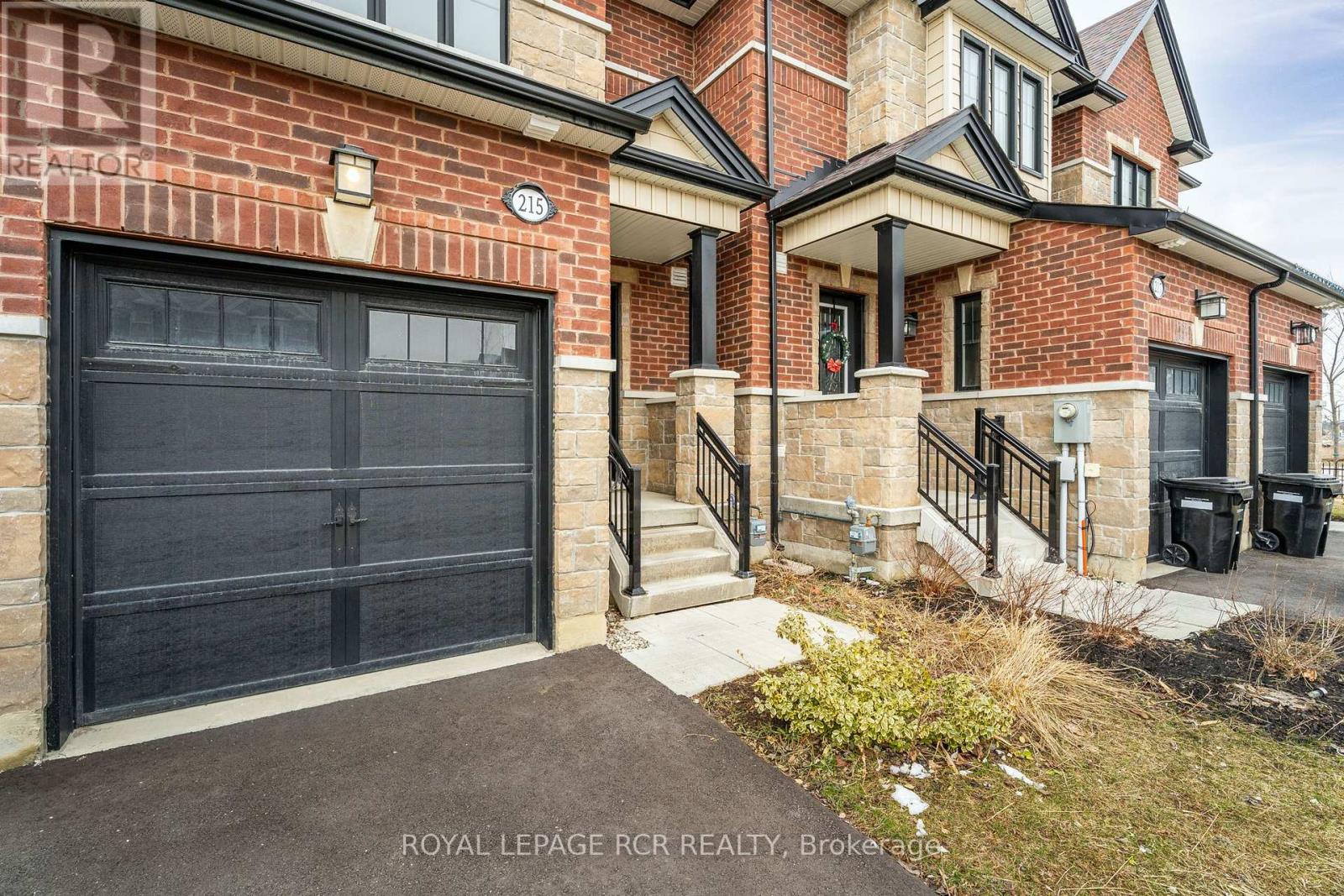 Property at 215 WALKER BOULEVARD image 3
