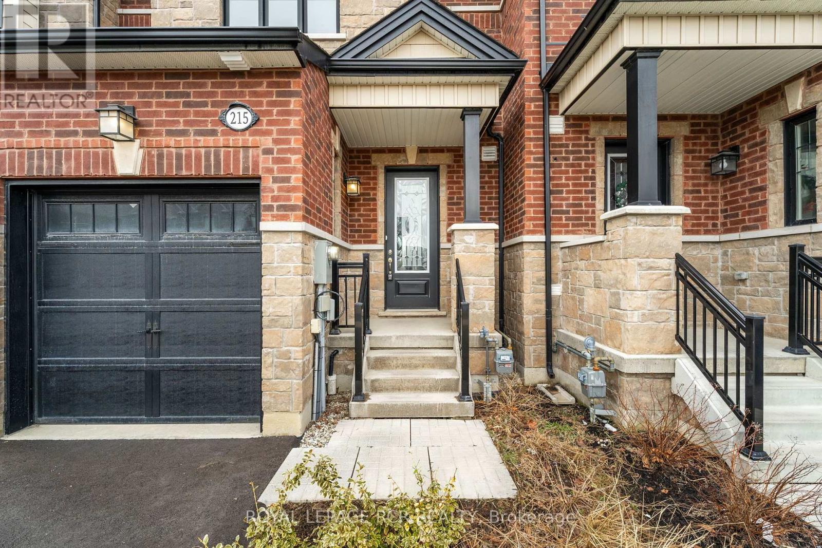 Property at 215 WALKER BOULEVARD image 4