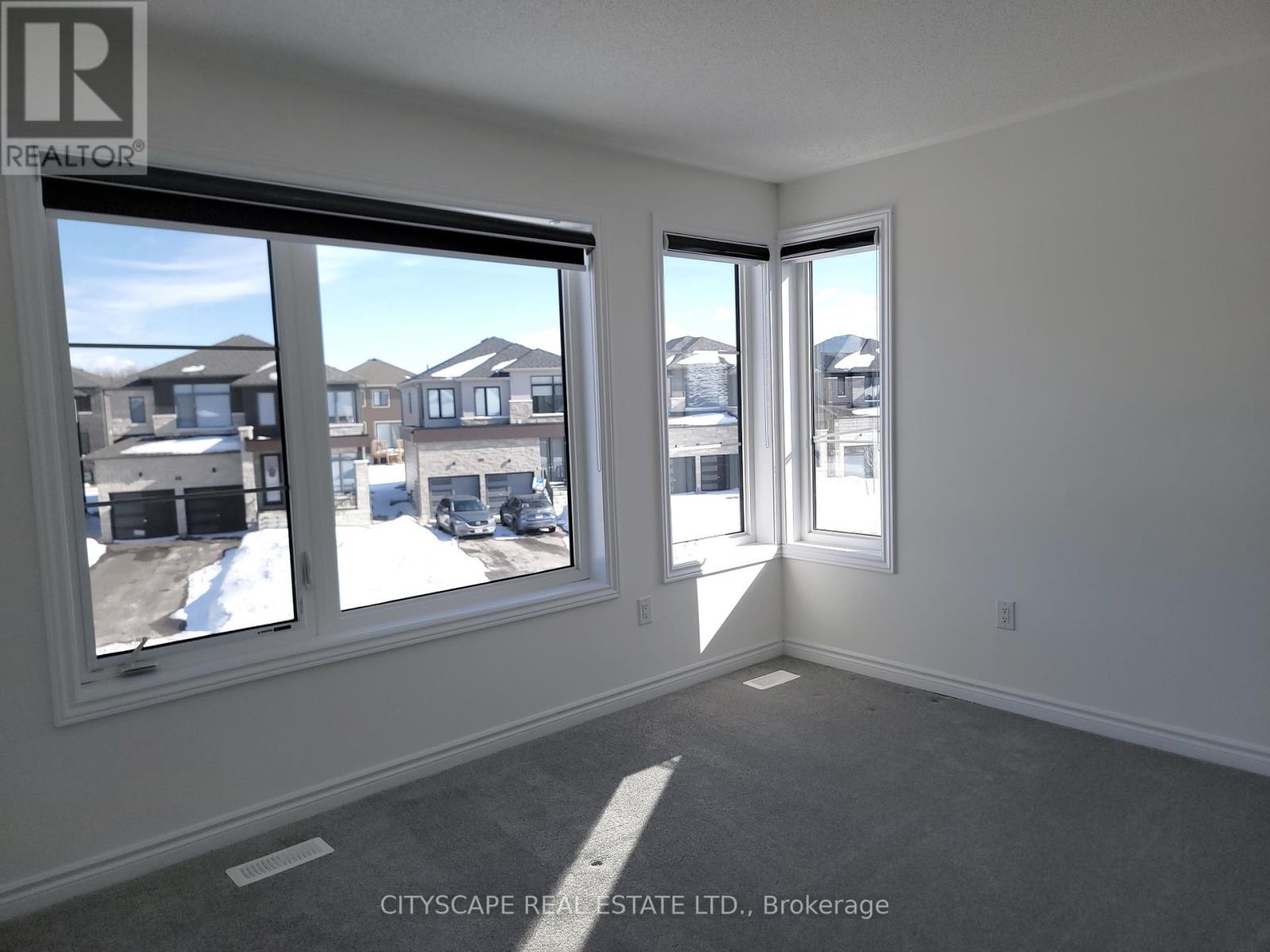 150 Rosanne Circle, Wasaga Beach, Ontario  L9Z 0N1 - Photo 36 - S12016502
