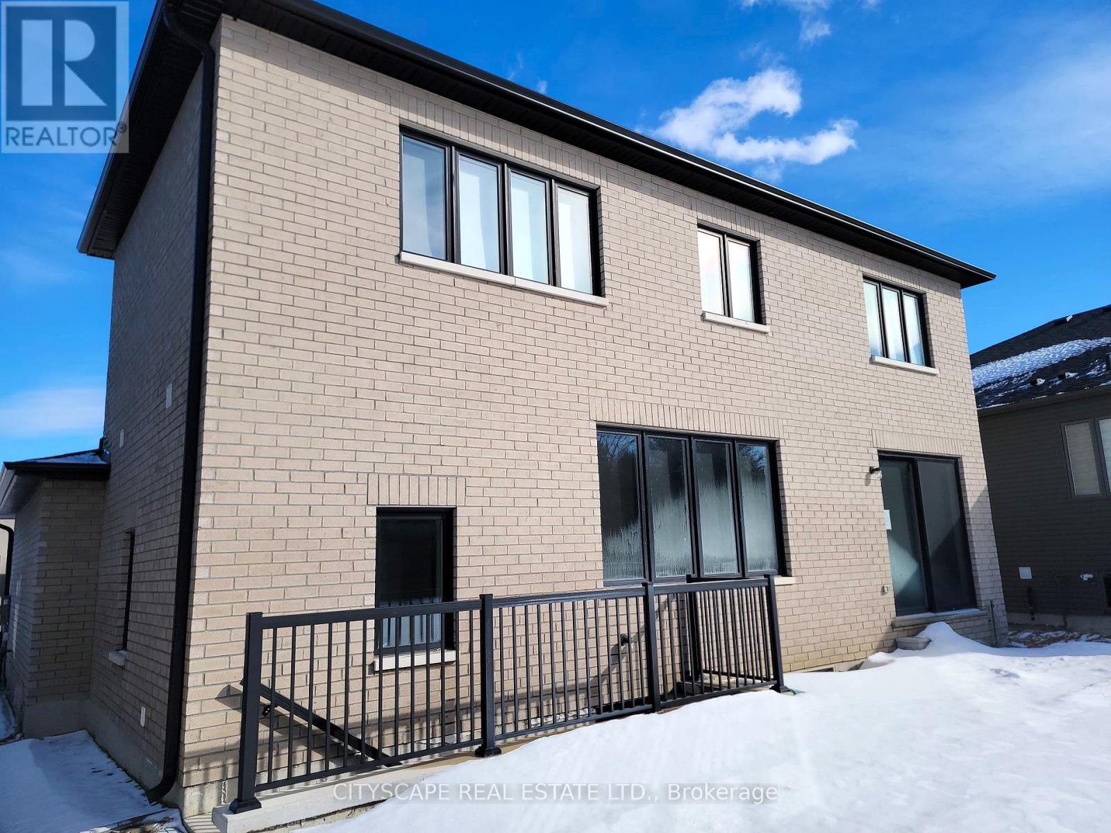 150 Rosanne Circle, Wasaga Beach, Ontario  L9Z 0N1 - Photo 48 - S12016502