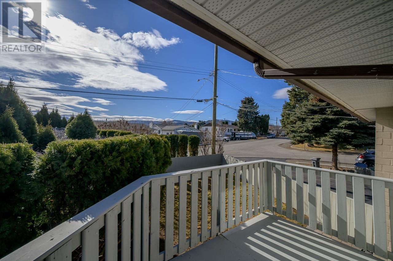 1612 Sheridan Drive, Kamloops, British Columbia  V2B 6A9 - Photo 20 - 10337477