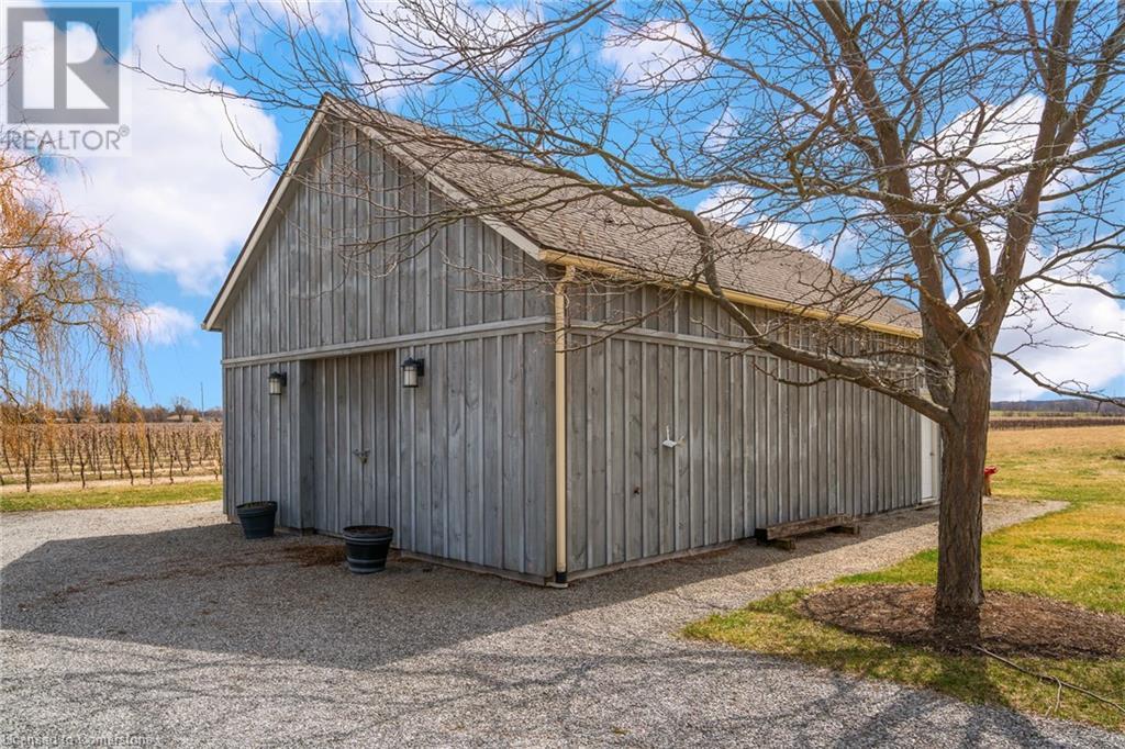 Property at 501 LINE 7 Road image 5