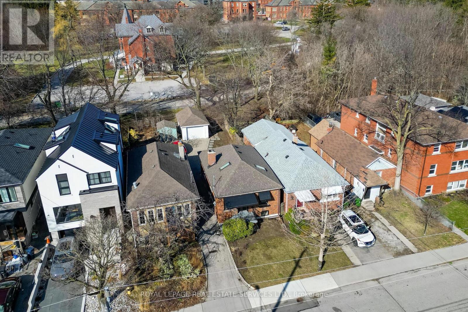 Property at 48 THIRTEENTH STREET image 3