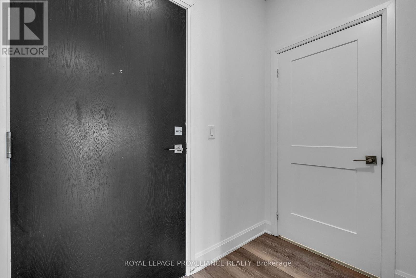 221 - 50 Lakebreeze Drive, Clarington, Ontario  L1B 0V9 - Photo 8 - E12077201
