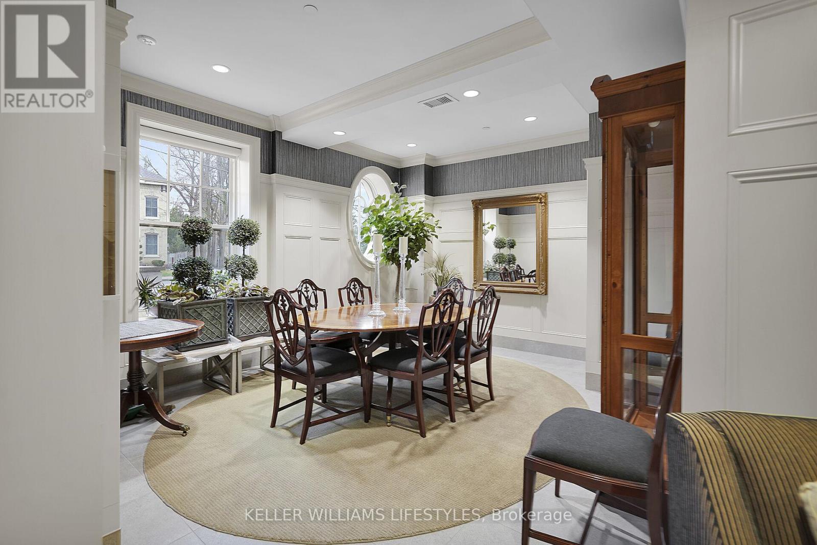 Photo 39 of 50 for 202 - 122 Wortley Road