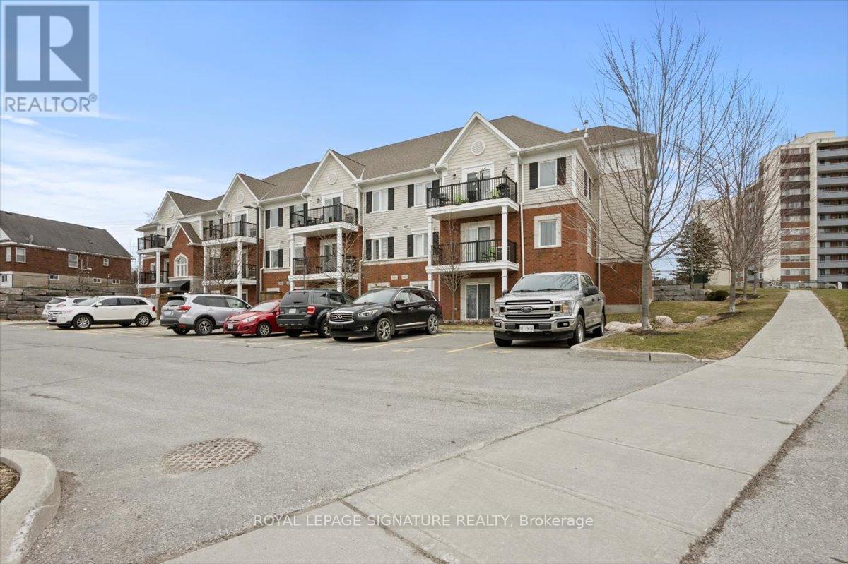 201 - 930 Wentworth Street, Peterborough West, Ontario  K9J 8R8 - Photo 2 - X12077004