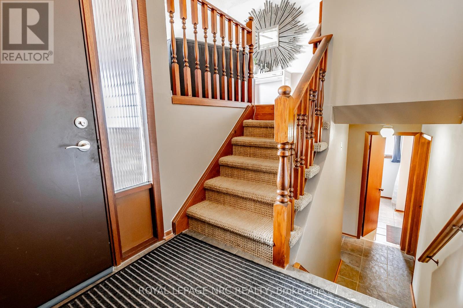 Property at 10960 LAKESHORE ROAD image 4