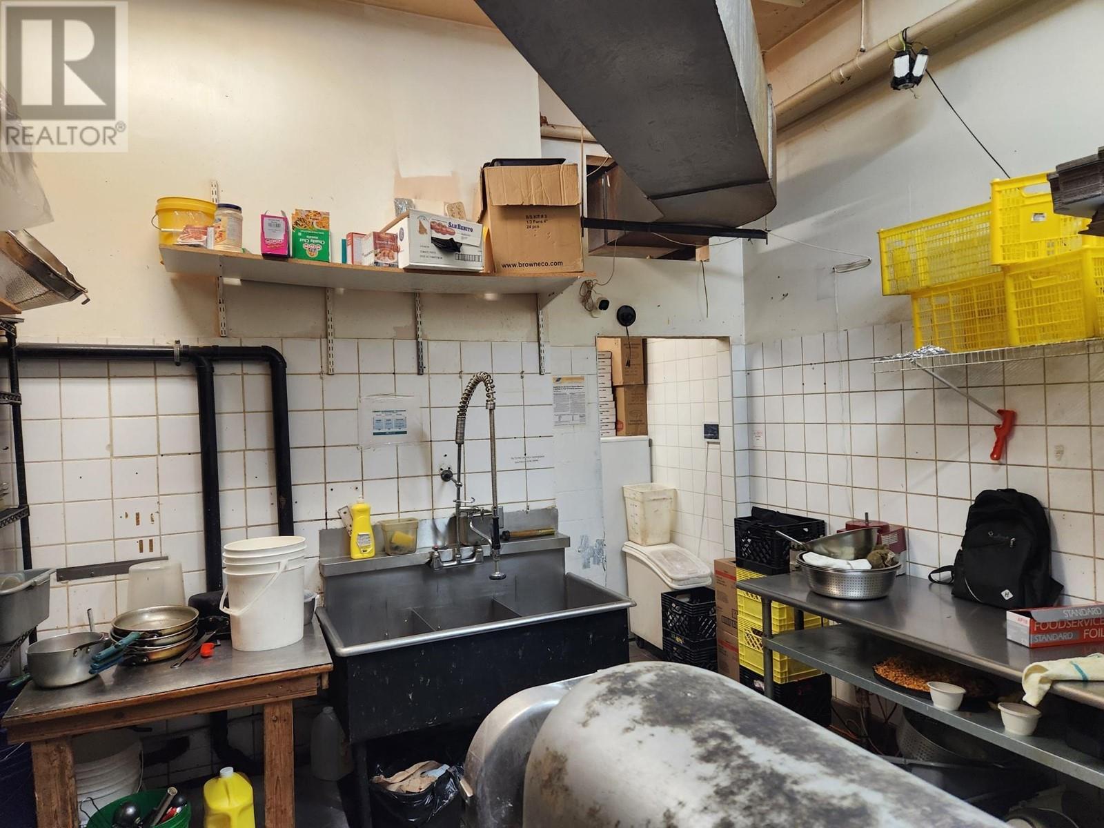Listing Picture 7 of 10 : 11606 CONFIDENTIAL, Vancouver / 溫哥華 - 魯藝地產 Yvonne Lu Group - MLS Medallion Club Member