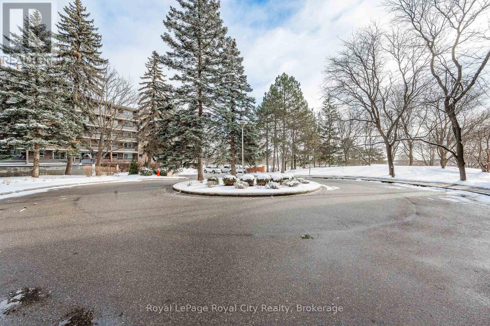 402 - 89 Westwood Road, Guelph, Ontario  N1H 7J6 - Photo 7 - X12077203