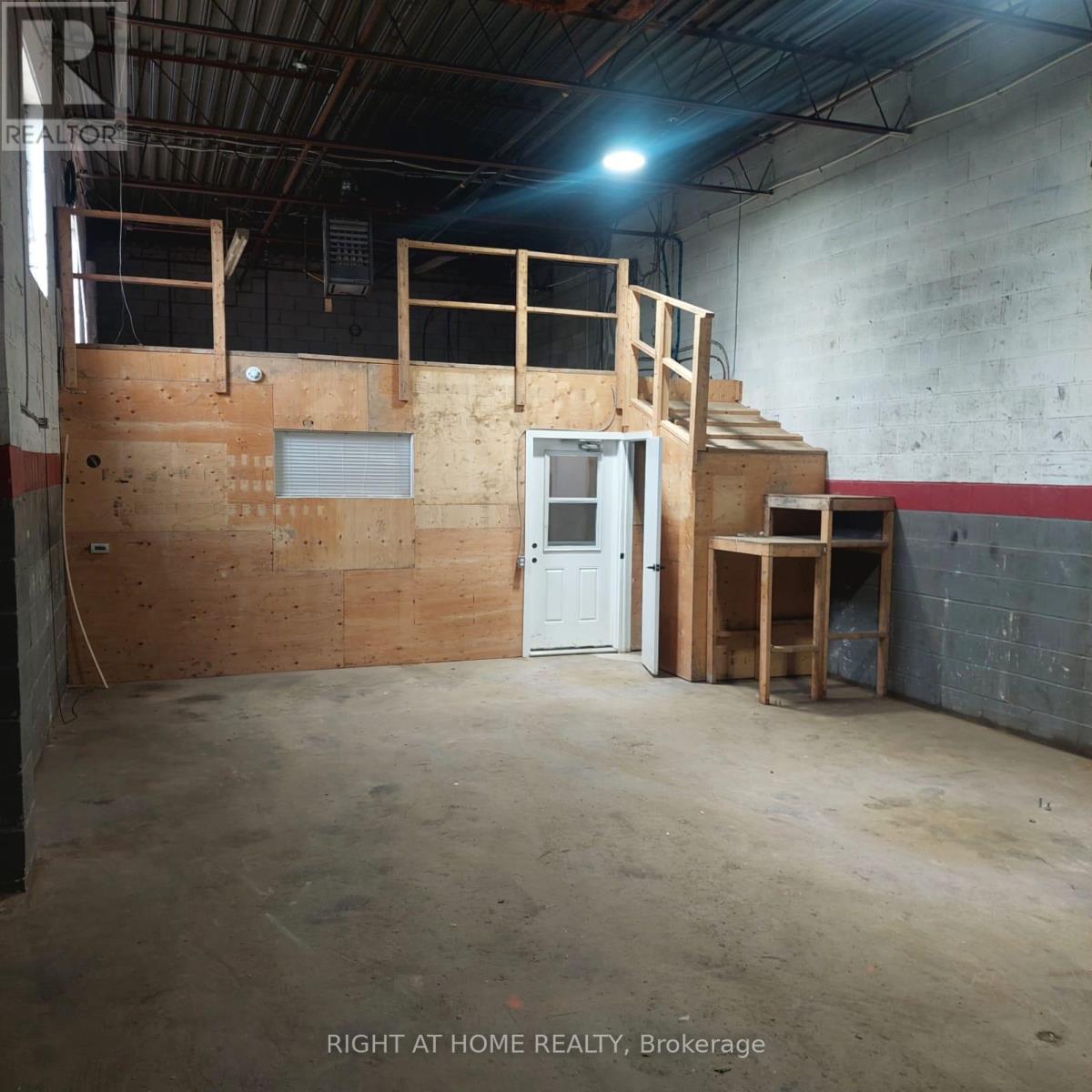 Unit# 2 - 35 Edgar Avenue, Toronto, Ontario  M9M 2J2 - Photo 6 - W12077048