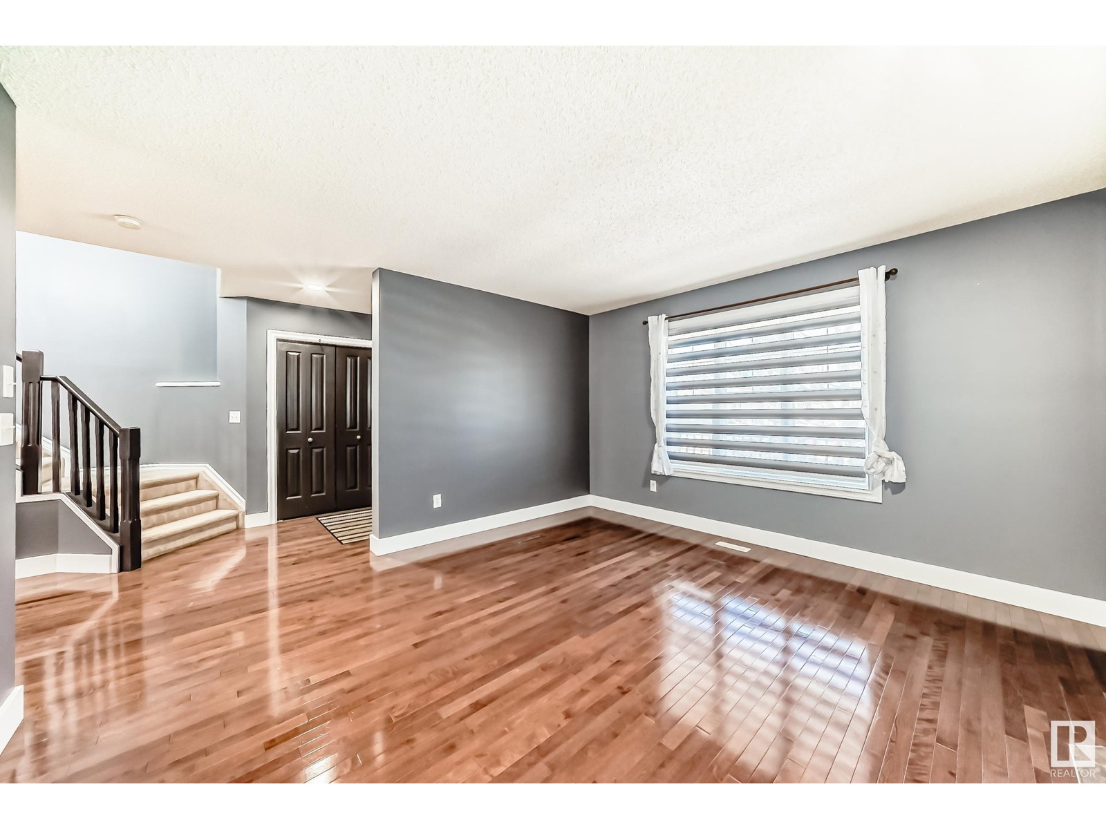 Property at 14759 140 ST NW image 2