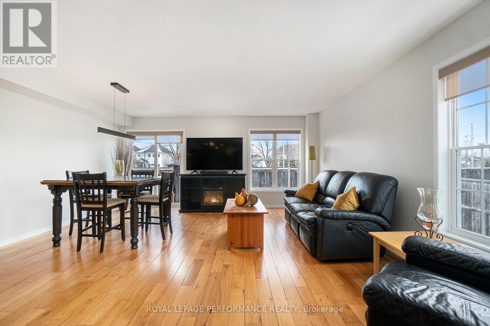 Property at 161 TOPHAM TERRACE image 4