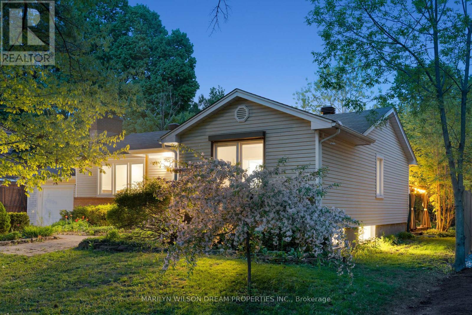 Property at 446 THESSALY CIRCLE image 3