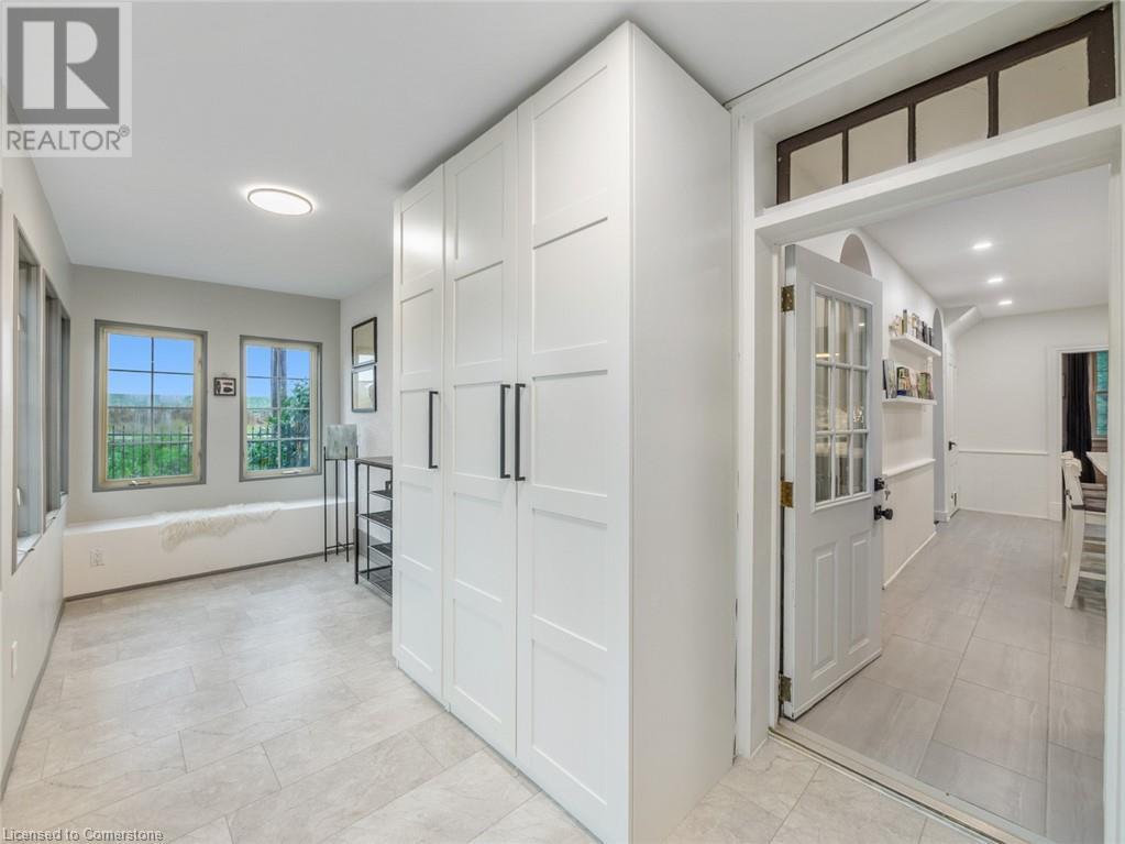 Property at 1349 QUEEN Street image 4