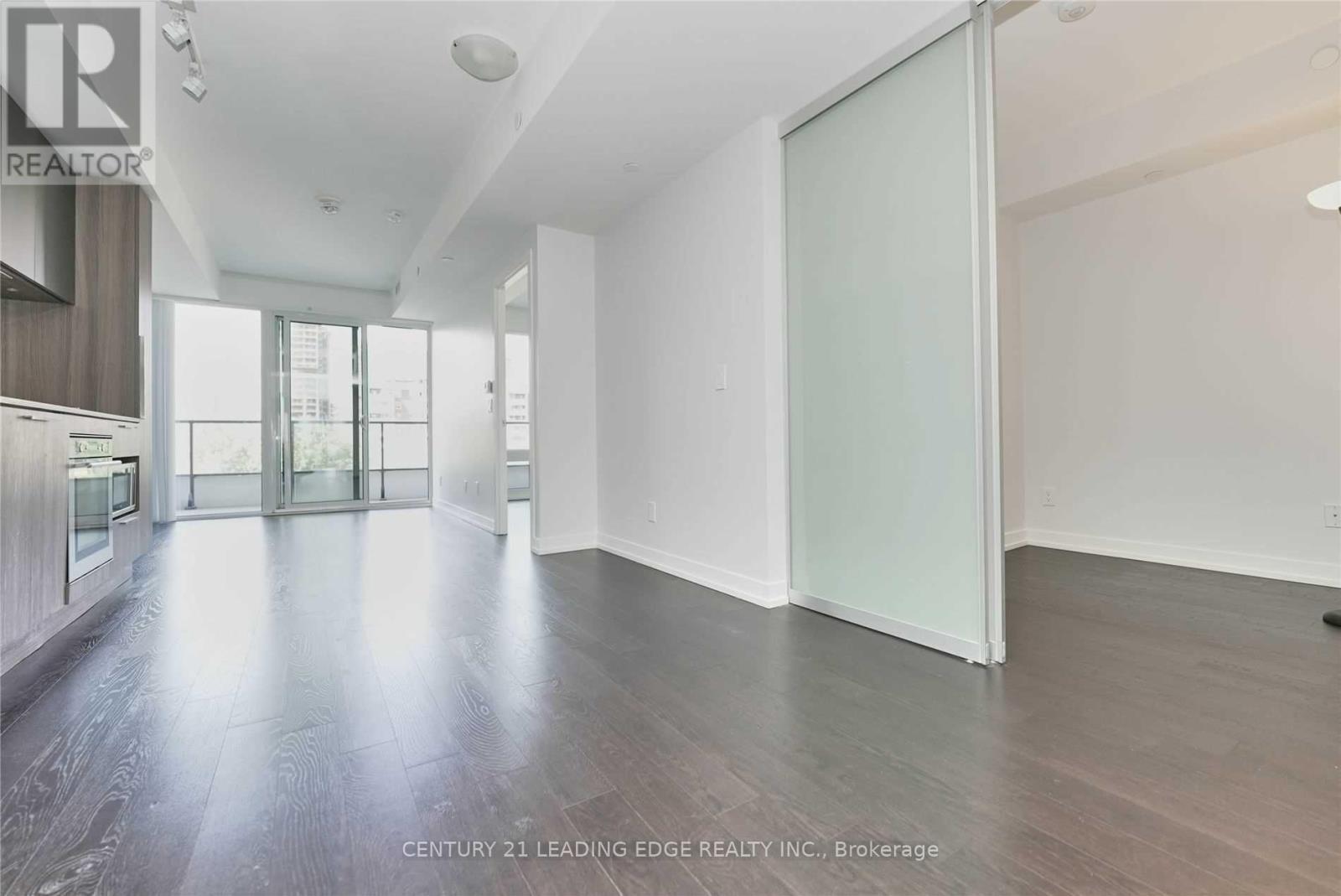 719 - 85 Wood Street, Toronto, Ontario  M4Y 0E8 - Photo 3 - C12077296