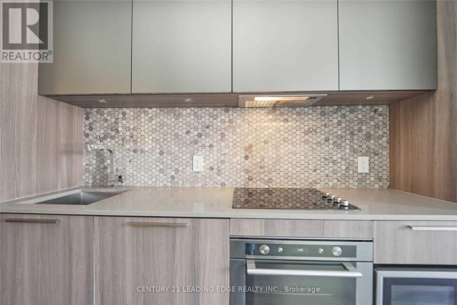 719 - 85 Wood Street, Toronto, Ontario  M4Y 0E8 - Photo 8 - C12077296