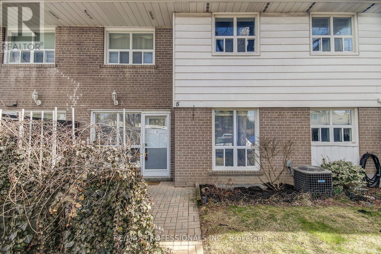 Property at 8 - 150 CARSBROOKE ROAD image 3