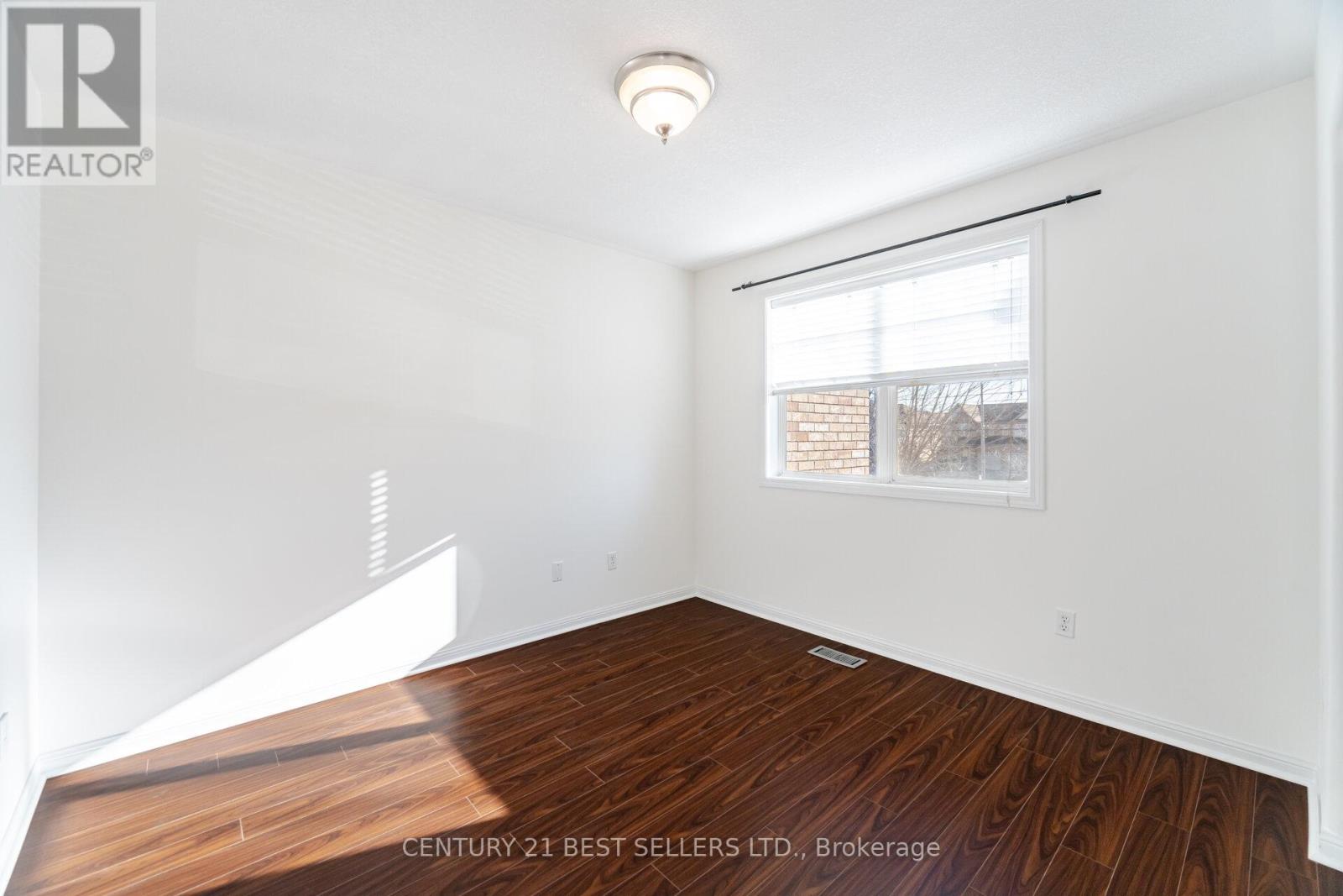 1191 Barclay Circle, Milton, Ontario  L9T 5W5 - Photo 33 - W12077146