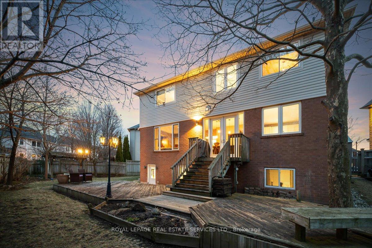 5956 Chercover Court, Burlington, Ontario  L7L 6T2 - Photo 30 - W12077164