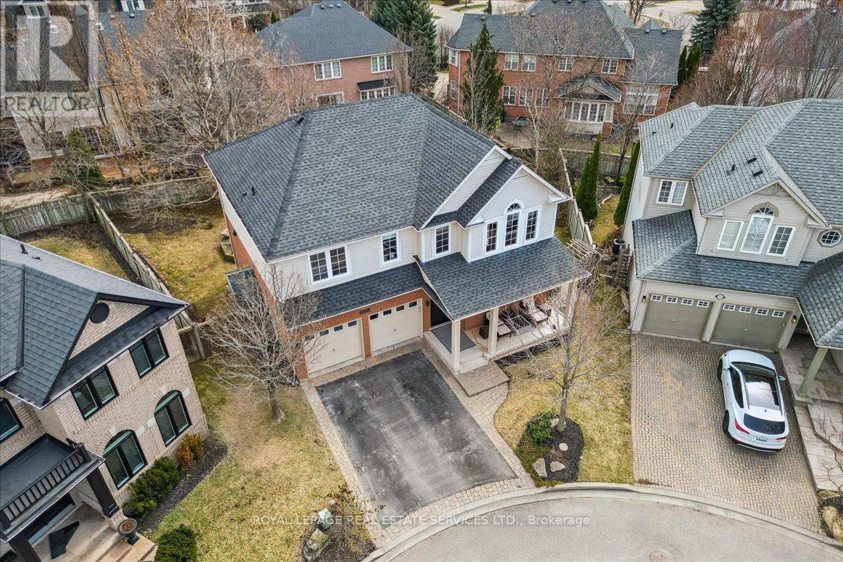 5956 Chercover Court, Burlington, Ontario  L7L 6T2 - Photo 36 - W12077164