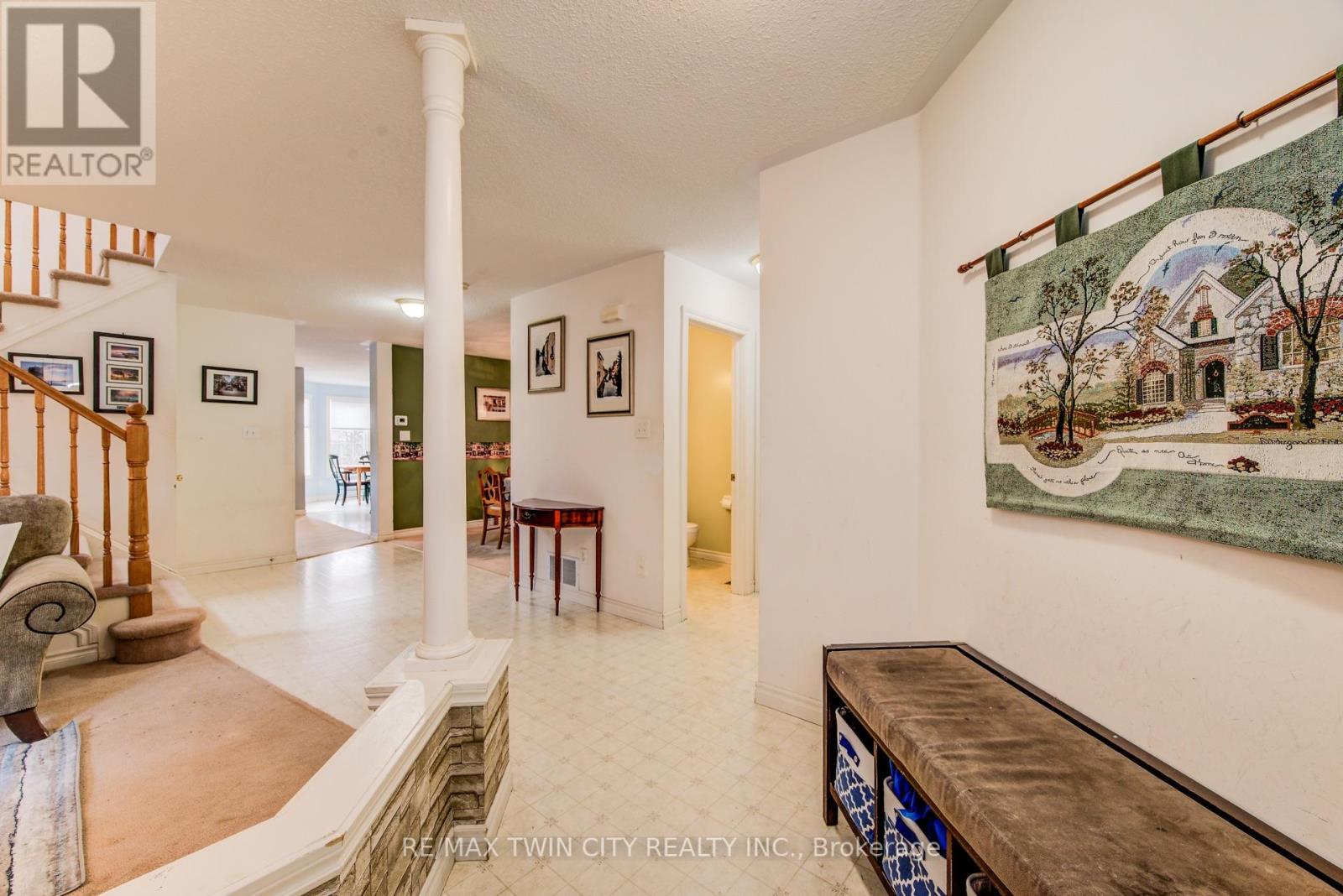 Property at 620 YARMOUTH DRIVE image 4
