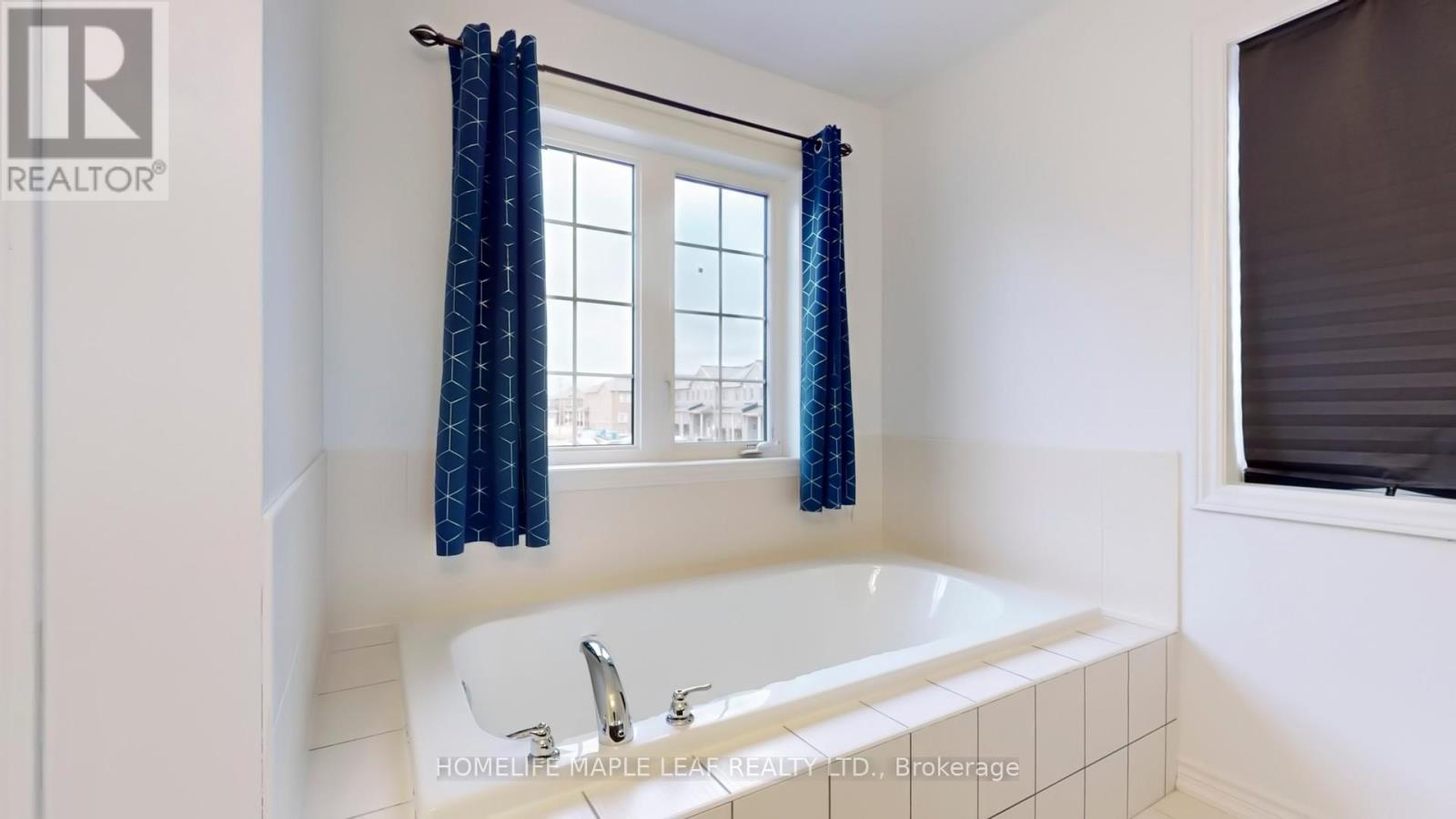 443 Van Dusen Avenue, Southgate, Ontario  N0C 1B0 - Photo 21 - X12077210