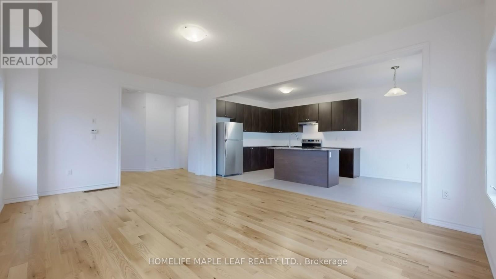 443 Van Dusen Avenue, Southgate, Ontario  N0C 1B0 - Photo 6 - X12077210