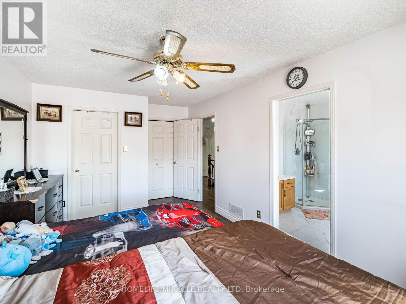 238 Candlewood Drive, Hamilton, Ontario  L8J 3P6 - Photo 24 - X12077224