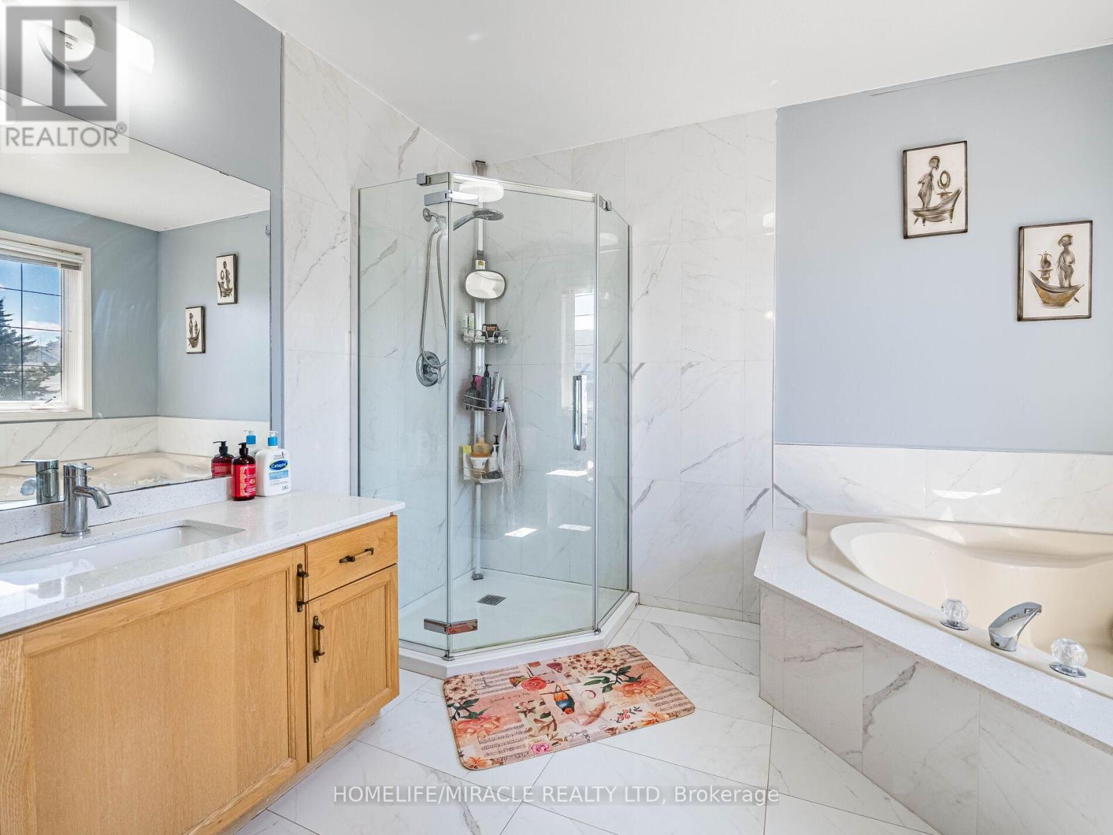 238 Candlewood Drive, Hamilton, Ontario  L8J 3P6 - Photo 25 - X12077224