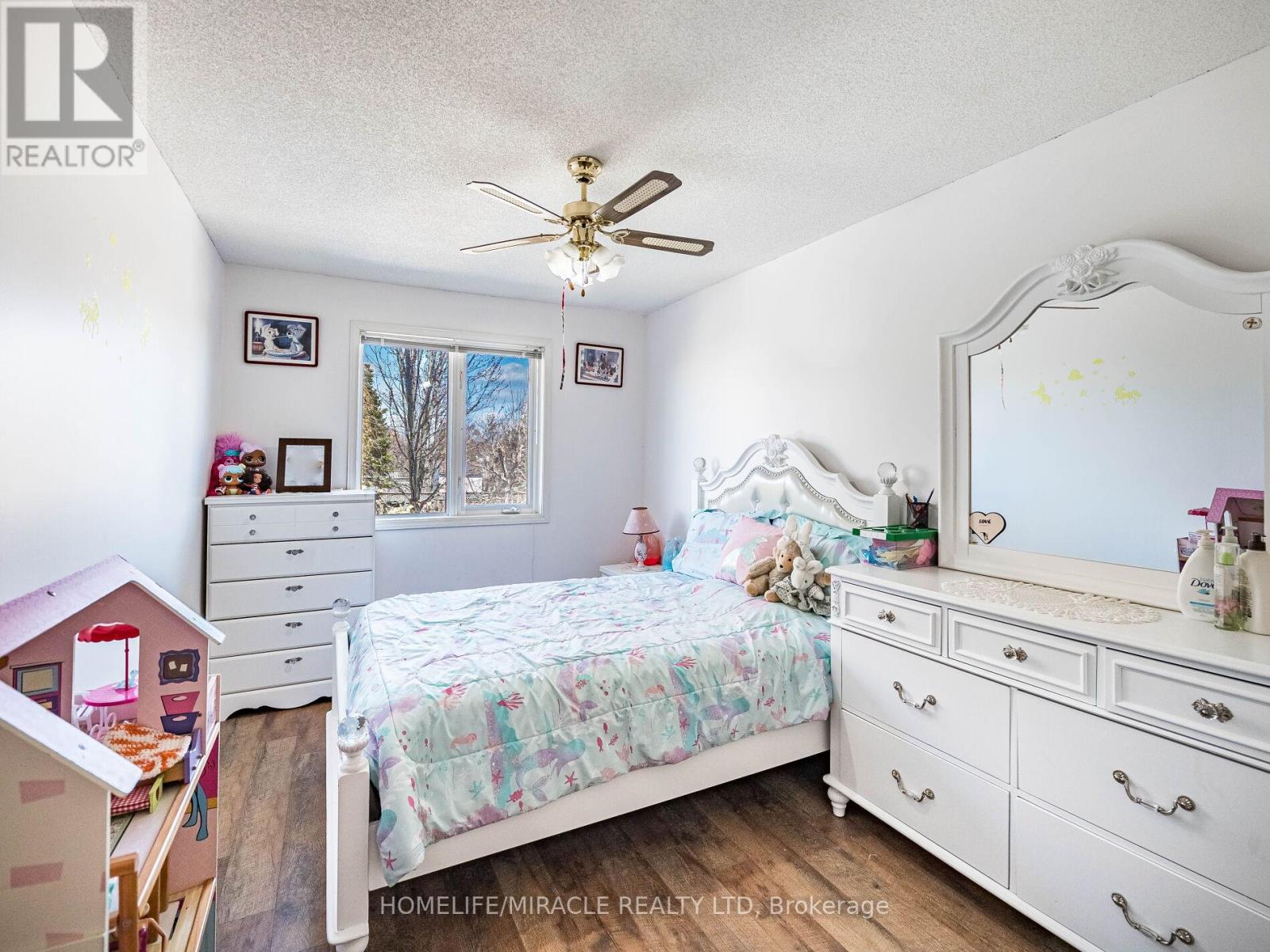 238 Candlewood Drive, Hamilton, Ontario  L8J 3P6 - Photo 27 - X12077224