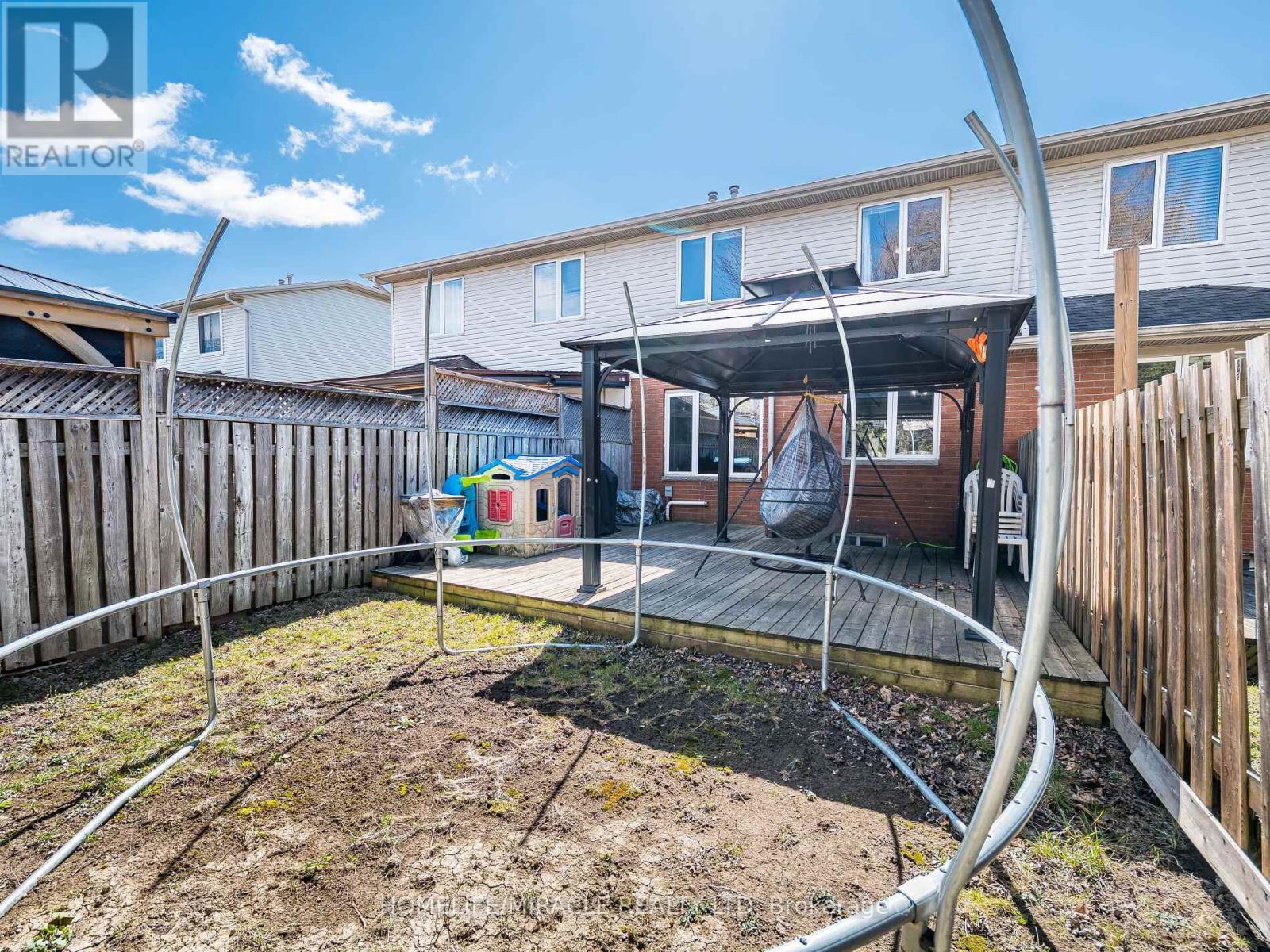 238 Candlewood Drive, Hamilton, Ontario  L8J 3P6 - Photo 47 - X12077224