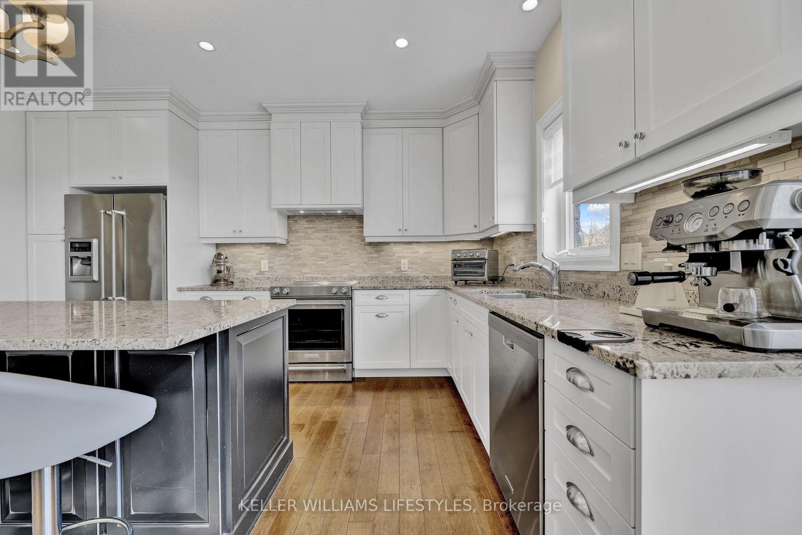 2348 Meadowlands Way, London, Ontario  N6G 5L8 - Photo 12 - X12077370